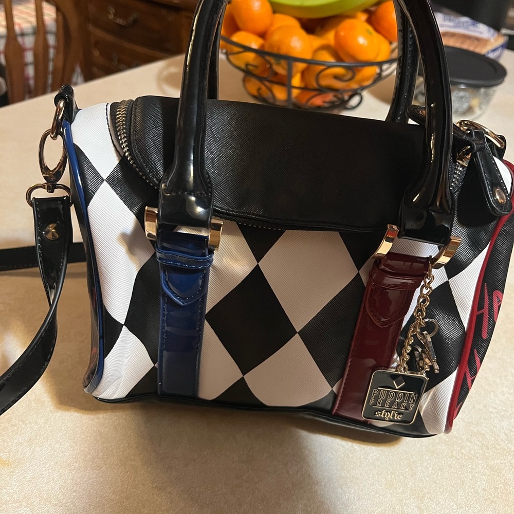 Hary Quinn Purse Hot Topic